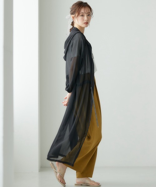 miclat（ミクラ）の「大きいサイズ　シアーフーディカーディガン　miclat（カーディガン/ボレロ・レディース・ブルー系/ピンクベージュ/ブラック・L～LL/3L～4L）」の11枚目の写真