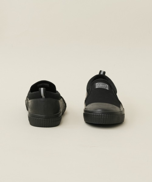 SLACK FOOTWEAR（スラックフットウェア）の「LEPOT/レポット（スリッポン・メンズ・ホワイト×グレー/ブラック/ピンク・23.0cm/23.5cm/24.0cm/24.5cm/25.0cm/25.5cm/26.0cm/26.5cm/27.0cm/27.5cm/28.0cm）」の12枚目の写真