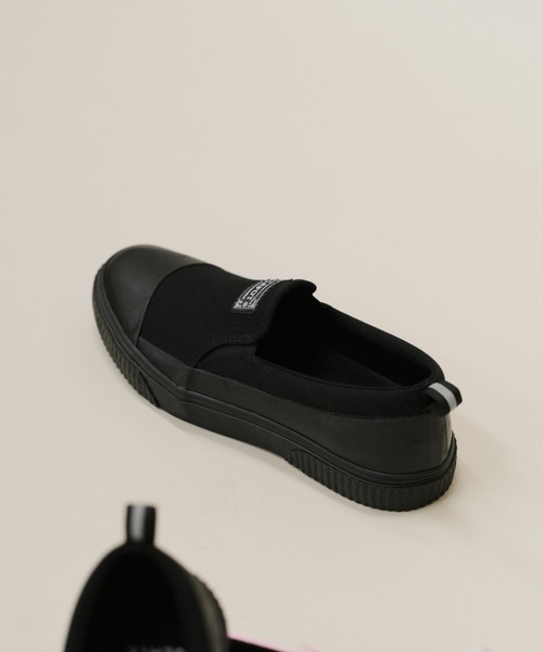 SLACK FOOTWEAR（スラックフットウェア）の「LEPOT/レポット（スリッポン・メンズ・ホワイト×グレー/ブラック/ピンク・23.0cm/23.5cm/24.0cm/24.5cm/25.0cm/25.5cm/26.0cm/26.5cm/27.0cm/27.5cm/28.0cm）」の14枚目の写真