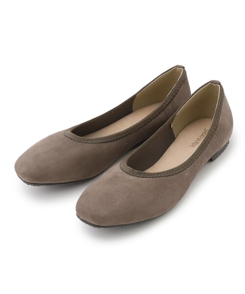 SHOO・LA・RUE（シューラルー）の「◆ストレッチフェイクスエードローヒール（その他シューズ・レディース・パープル系4/ブラック/ブルー/サンドベージュ・25/45/35）」の3枚目の写真