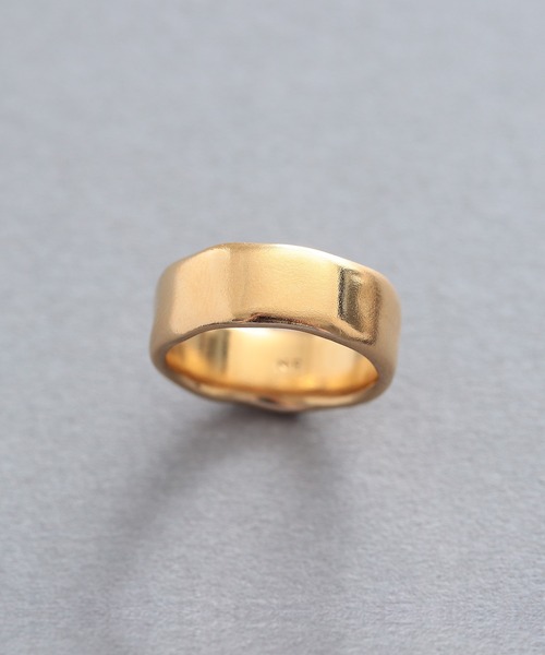 NOIR DE POUPEE（ノワールドプーペ）の「silver925 ボリュームスムース テクスチャー ピンキーリング (ニッケルフリー)（リング・レディース・シルバー/ゴールド・#5/#3）」の7枚目の写真