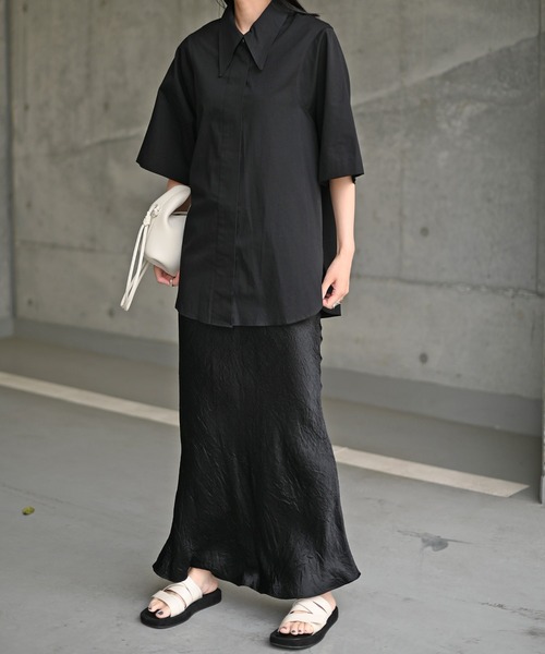 Marient（マリエント）の「メイカラーシャツ（シャツ/ブラウス・レディース・ホワイト/ブラック・FREE）」の3枚目の写真