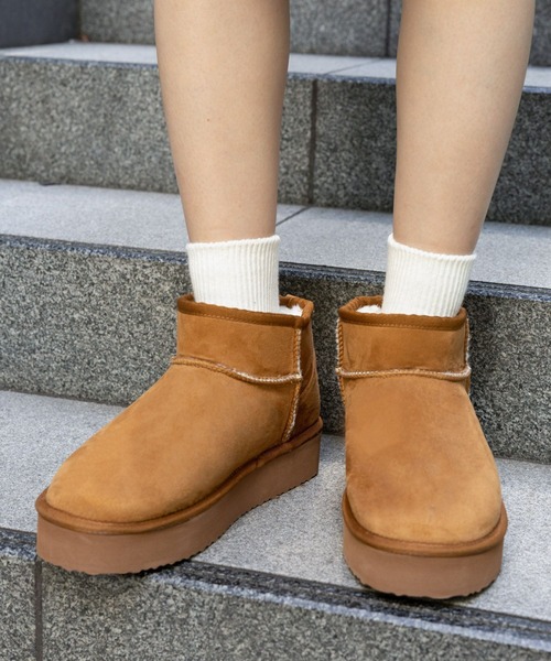 repipi armario(レピピ アルマリオ)の「アツゾコムートンブーツ(ブーツ・キッズ・ブラック/グレー/ブラウン・MEDIUM/LARGE/SMALL)」の1枚目の写真