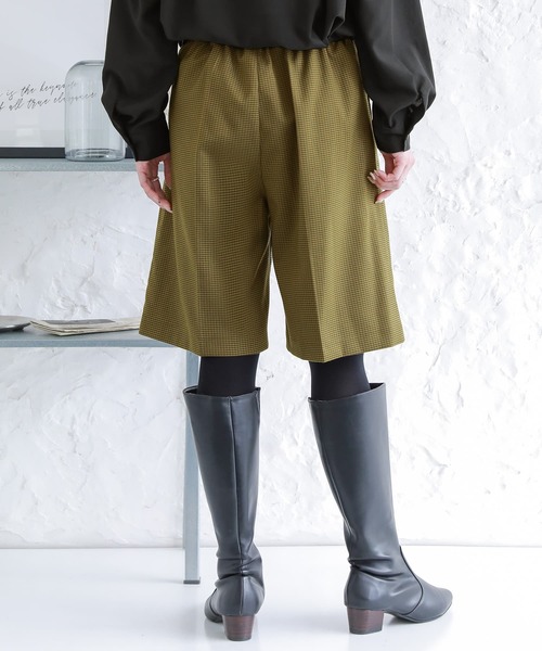 osharewalker（オシャレウォーカー）の「【廃盤】『グレンチェック柄センタープレスハーフパンツ』（その他パンツ・レディース・グレー/カーキ・1/2）」の5枚目の写真