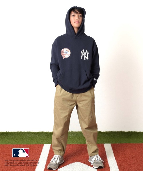 GLAZOS(グラソス)の「【MLB】裏毛チーム刺しゅうワッペン付きパーカー(パーカー・キッズ・ブルー/グレー/ネイビー/ブラック/グリーン・140cm/150cm/160cm/170cm)」の8枚目の写真
