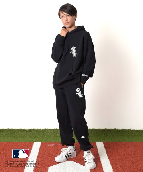 GLAZOS(グラソス)の「【MLB】裏毛チーム刺しゅうワッペン付きパーカー(パーカー・キッズ・ブルー/グレー/ネイビー/ブラック/グリーン・140cm/150cm/160cm/170cm)」の7枚目の写真
