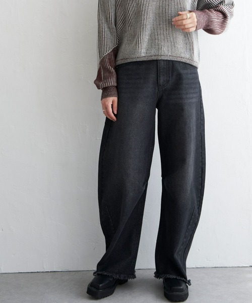 notch.(ノッチ)の「カーブデニムパンツ(デニムパンツ・レディース・ブラック/スカイブルー/インディゴブルー・L/M/S)」の6枚目の写真