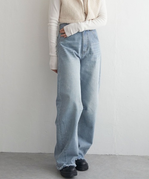 notch.(ノッチ)の「カーブデニムパンツ(デニムパンツ・レディース・ブラック/スカイブルー/インディゴブルー・L/M/S)」の21枚目の写真