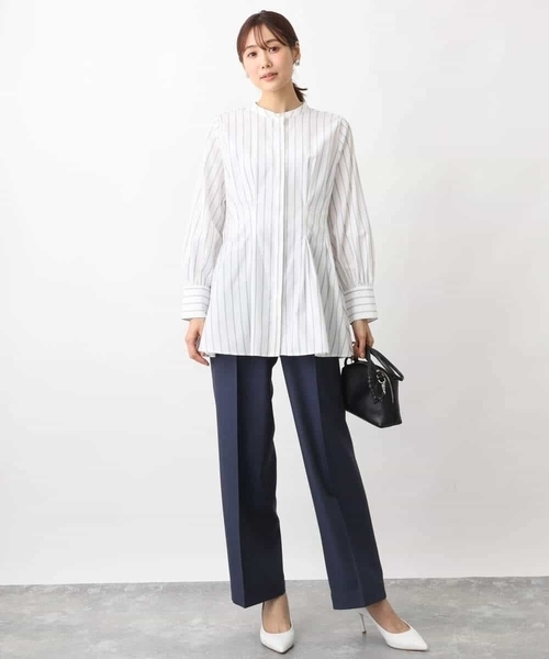 MK MICHEL KLEIN（エムケーミッシェルクラン）の「デニムライクストレートワイドパンツ/洗える（デニムパンツ・レディース・ネイビー/アイボリー・38）」の4枚目の写真