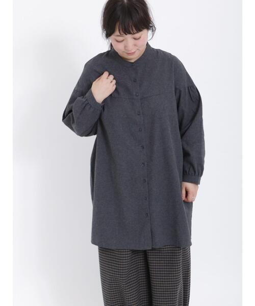 Samansa Mos2（サマンサ モスモス）の「ラウンド切替チュニック（チュニック・レディース・ベージュ/チャコールグレー/グレー/サックスブルー・F）」の14枚目の写真