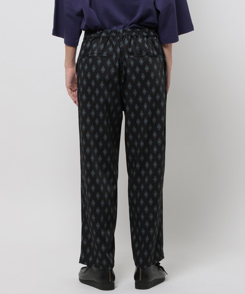 niko and...（ニコアンド）の「小紋柄イージーパンツ（その他パンツ・メンズ・アイボリー/ネイビー・LARGE/MEDIUM）」の11枚目の写真