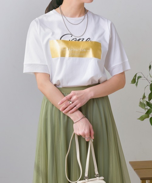 Bou Jeloud(ブージュルード)の「箔BOXロゴTシャツ(Tシャツ/カットソー・レディース・オフホワイト/ブラック・FREE)」の1枚目の写真