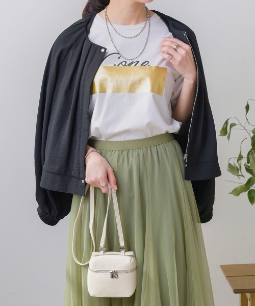 Bou Jeloud(ブージュルード)の「箔BOXロゴTシャツ(Tシャツ/カットソー・レディース・オフホワイト/ブラック・FREE)」の11枚目の写真