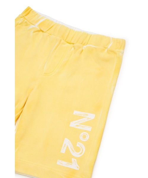 N°21(ヌメロ ヴェントゥーノ)の「キッズ ショートパンツ N°21(スウェットパンツ・キッズ・ブルー/イエロー/グリーン・10Y/14Y/12Y/16Y/4Y/6Y/8Y)」の12枚目の写真