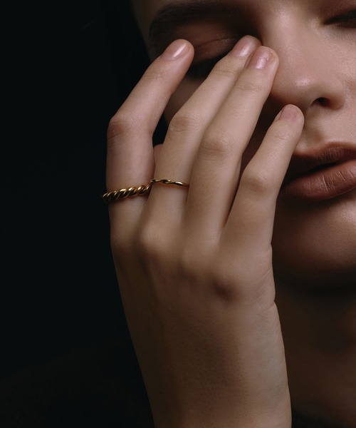 CENE（セネ）の「【CENE】セネ/ブロードツイストリング（リング・レディース・シルバー/ゴールド・#9/#11/#13/#12/#14）」の22枚目の写真