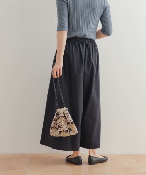 CHIGNONモノトーン柄ワイドパンツアーバンリサーチ CHIGNON シンチバックデニムワイドパンツ[RW47-3744-071BT