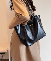 フェイクレザー大容量トートバッグ