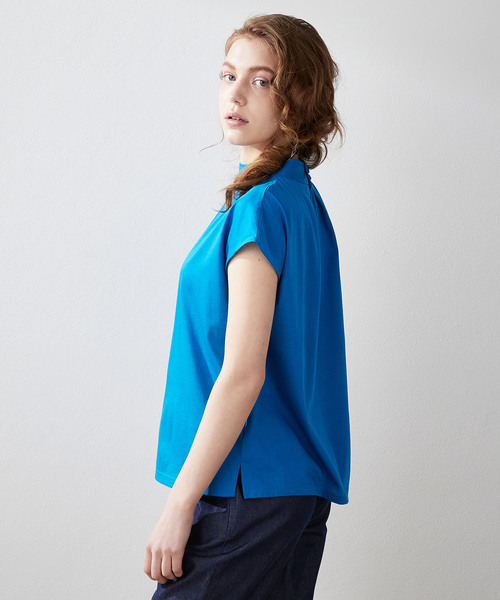 LE SOUK HOLIDAY(ルスークホリデー)の「【接触冷感】ギャザーネックフレンチスリーブTシャツ(Tシャツ/カットソー・レディース・オフホワイト/ブルー/ネイビー/ブラック・M/L)」の12枚目の写真