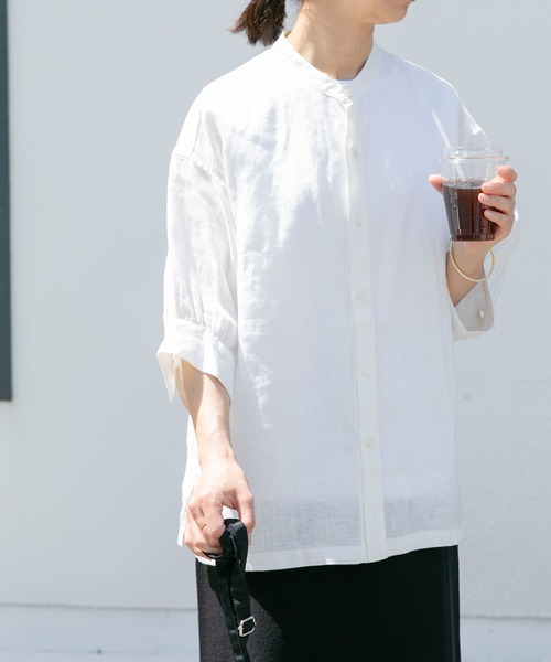 FORK&SPOON(フォークアンドスプーン)の「FORK&SPOON フレンチリネンギャザースリーブシャツ(シャツ/ブラウス・レディース・チェック/ストライプ/オフホワイト・1)」の2枚目の写真