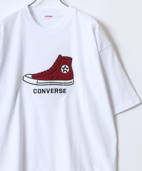 CONVERSE(コンバース)の「CONVERSE/コンバース シューズイラスト フロント/バック サガラ刺繍 ワンポイント 半袖Tシャツ レディース メンズ(Tシャツ/カットソー・レディース・ホワイト系その他2/ブルー/ブラック/ホワイト/ホワイト系その他/ホワイト系その他3/ベージュ/スミクロ・M/L/LL)」の3枚目の写真