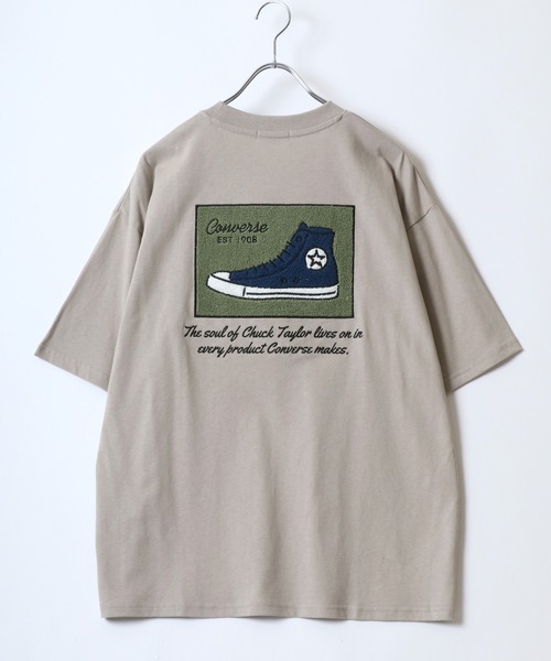 CONVERSE(コンバース)の「CONVERSE/コンバース シューズイラスト フロント/バック サガラ刺繍 ワンポイント 半袖Tシャツ レディース メンズ(Tシャツ/カットソー・レディース・ホワイト系その他2/ブルー/ブラック/ホワイト/ホワイト系その他/ホワイト系その他3/ベージュ/スミクロ・M/L/LL)」の12枚目の写真