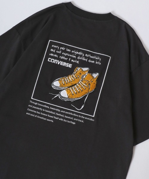 CONVERSE(コンバース)の「CONVERSE/コンバース シューズイラスト フロント/バック サガラ刺繍 ワンポイント 半袖Tシャツ レディース メンズ(Tシャツ/カットソー・レディース・ホワイト系その他2/ブルー/ブラック/ホワイト/ホワイト系その他/ホワイト系その他3/ベージュ/スミクロ・M/L/LL)」の15枚目の写真