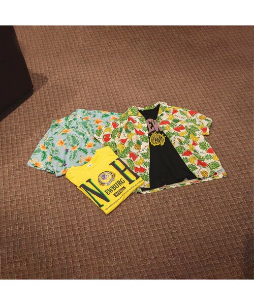 BREEZE(ブリーズ)の「【リンク】カレッジTシャツ(大人)(Tシャツ/カットソー・レディース・チャコール/イエロー・LARGE/MEDIUM)」の4枚目の写真