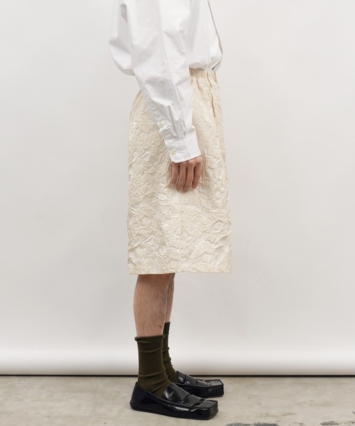 Aphlotus(アプロタス)の「ふくれジャガード サイドギャザー ハーフパンツ(その他パンツ・メンズ・ブラック/オフホワイト・LARGE/MEDIUM)」の5枚目の写真