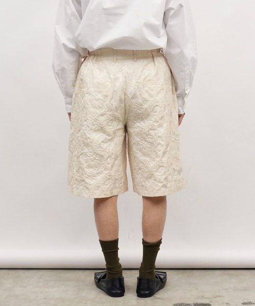 Aphlotus(アプロタス)の「ふくれジャガード サイドギャザー ハーフパンツ(その他パンツ・メンズ・ブラック/オフホワイト・LARGE/MEDIUM)」の4枚目の写真