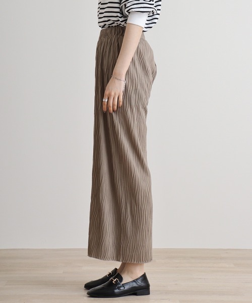 atONE（アットワン）の「atONE リップルストライプパンツ（その他パンツ・レディース・ブラック/チャコール/カーキ/グレー系その他/ブルー・M/L）」の15枚目の写真