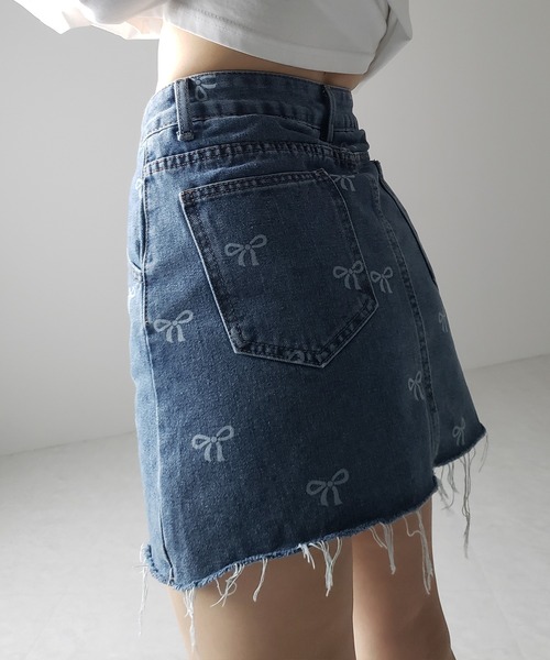 SALE *maje* リボンプリントデニムミニスカート セール】※※【 インパン裏地付き 】リボンプリントダメージ