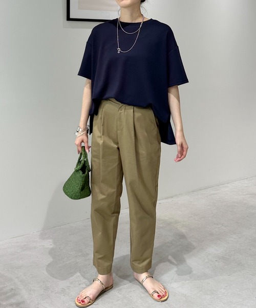 Doux archives（ドゥアルシーヴ）の「ワンタックコットンチノパンツ（チノパンツ・レディース・オフホワイト/ベージュ・MEDIUM/LARGE）」の7枚目の写真