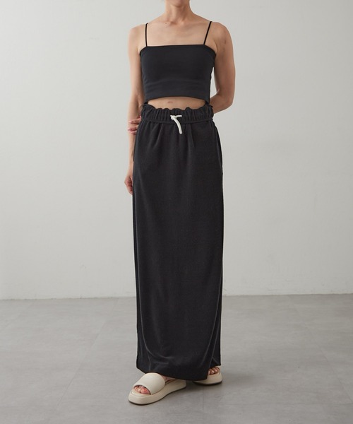 earthy（アーシー）の「【抗菌防臭】オーガニックコットンカップ付きクロップドキャミソール（キャミソール・レディース・ブラック/オフホワイト/グレー/ホワイト・SMALL/MEDIUM）」の5枚目の写真