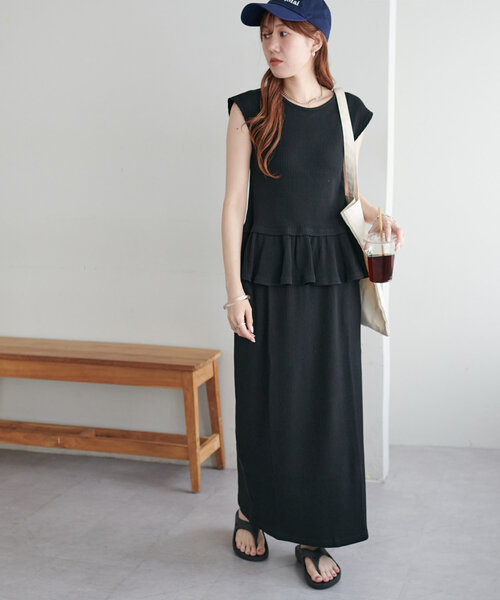 DISCOAT（ディスコート）の「【WEB限定】ワッフルトップススカートセットアップ（ワンピース・レディース・ブラック/アイボリー・MEDIUM）」の2枚目の写真