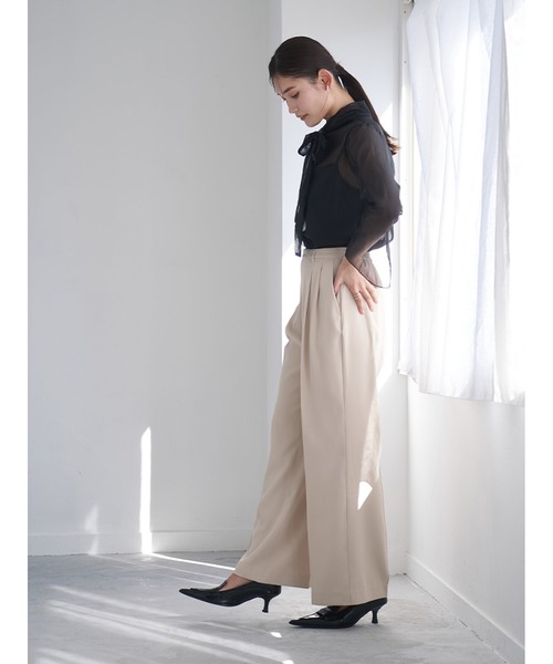 Stylevoice for xxx（スタイルヴォイスフォー）の「センタープレスタックワイドパンツ（その他パンツ・レディース・ベージュ/ブルー/ブラック・SMALL/MEDIUM）」の21枚目の写真