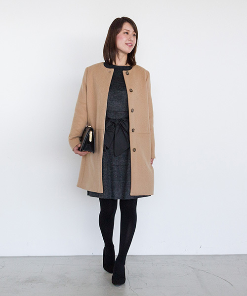 NATURAL BEAUTY BASIC（ナチュラルビューティーベーシック）の「【andGIRL 12月号掲載】ビーバーロングコート（その他アウター・レディース・ベージュ系その他/ブラック・MEDIUM/SMALL/LARGE）」の18枚目の写真