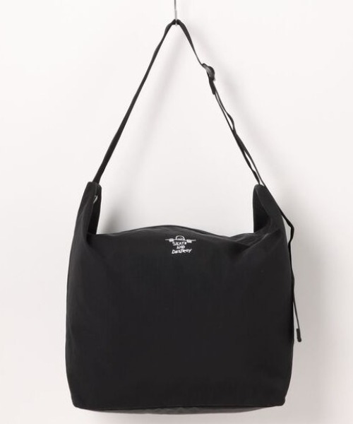 THRASHER（スラッシャー）の「【THRASHER】Shoulder Bag L(ST)（ショルダーバッグ・メンズ・ブルー系その他/ブラック系その他/ブラック×ホワイト・FREE）」の2枚目の写真