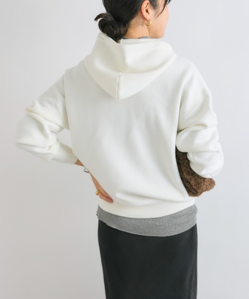 RIVE DROITE(リヴドロワ)の「【大人カジュアルに着れる】刺繍ニットフーディ(ニット/セーター・レディース・グレー/オフホワイト・FREE)」の9枚目の写真