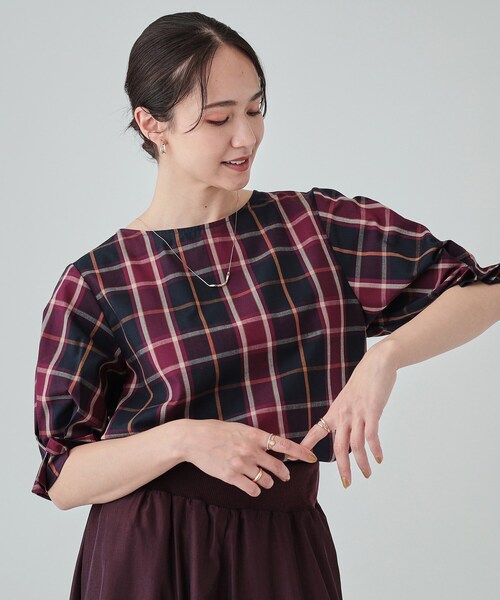 DRESKIP（ドレスキップ）の「◆【洗える/イージーケア】腕周りがキレイに見える 5分袖ブラウス（シャツ/ブラウス・レディース・ブラック系1/ベージュ系その他2/ワイン系1/ベージュ系2・02/03/04）」の4枚目の写真