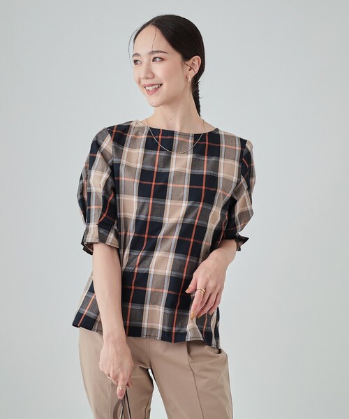 DRESKIP（ドレスキップ）の「◆【洗える/イージーケア】腕周りがキレイに見える 5分袖ブラウス（シャツ/ブラウス・レディース・ブラック系1/ベージュ系その他2/ワイン系1/ベージュ系2・02/03/04）」の5枚目の写真