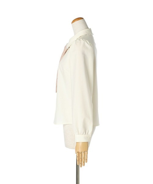 F i.n.t（フィント）の「ロングレースタイ付きブラウス/fint（シャツ/ブラウス・レディース・アイボリー/ホワイト×グレー・FREE）」の12枚目の写真