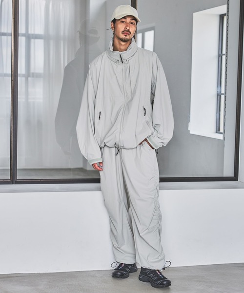 HEREIAM(ヘレイアム)の「【HEREIAM MEN】撥水/フルダルエクストラブルゾン(ブルゾン・メンズ・ブラック/ライトグレー・MEDIUM/LARGE)」の8枚目の写真