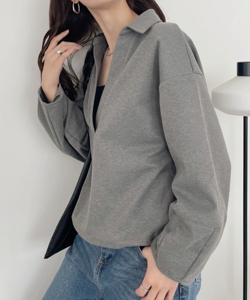 Eclat one（エクラワン）の「【Eclat one】 スキッパー ドロップショルダー トップス（その他トップス・レディース・グレー/チャコール・FREE）」の6枚目の写真