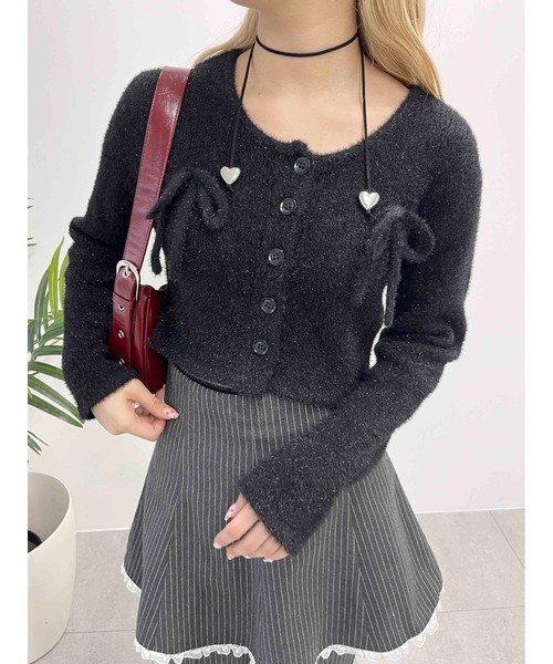 WC（ダブル シー）の「リボン付きラメニットカーディガン（カーディガン/ボレロ・レディース・ピンク/シルバー/ブラック・FREE）」の2枚目の写真