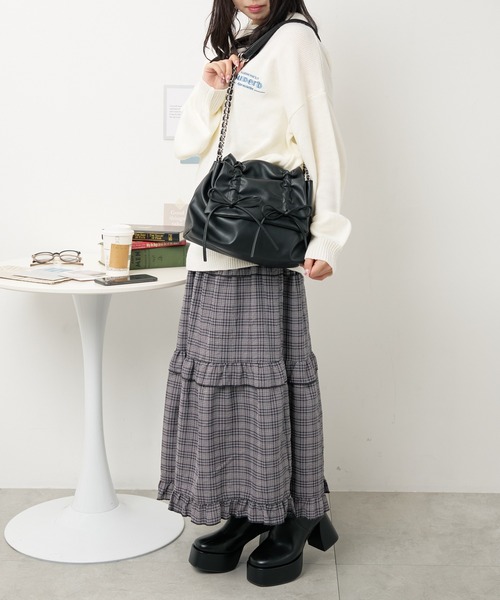 WEGO（ウィゴー）の「WEGO/ギャザーリボンフラップバッグ（ショルダーバッグ・レディース・ブラック/シルバー/レッド・FREE）」の6枚目の写真