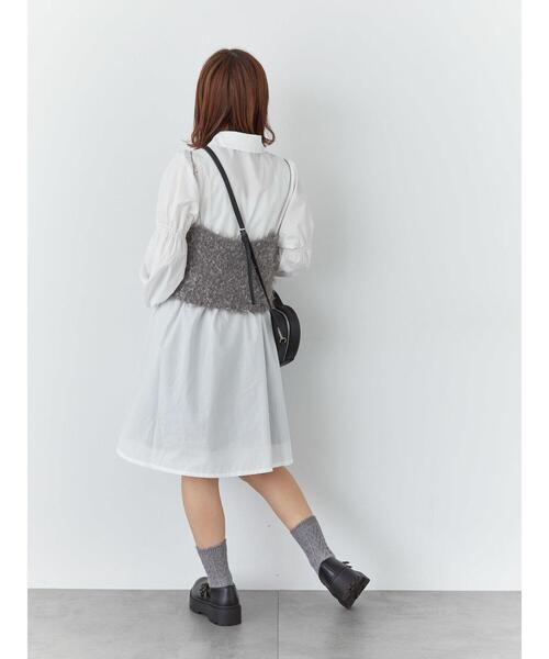 ehka sopo（エヘカソポ）の「リボンシャギーニットビスチェ（シャツ/ブラウス・レディース・グレー/ブラック/キナリ・F）」の7枚目の写真