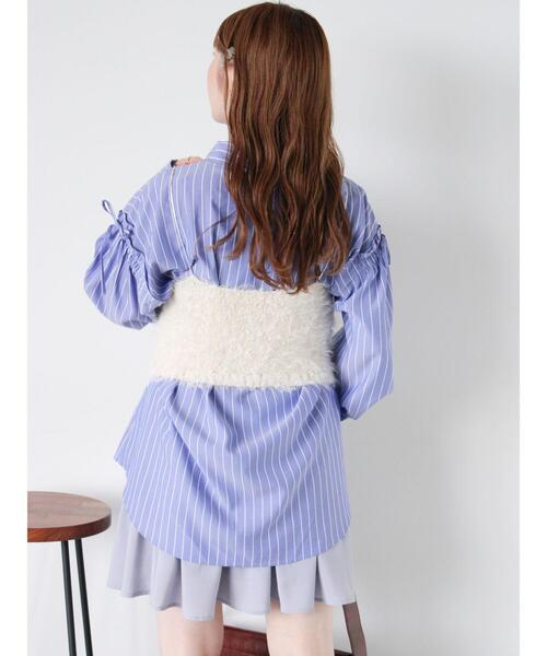 ehka sopo（エヘカソポ）の「リボンシャギーニットビスチェ（シャツ/ブラウス・レディース・グレー/ブラック/キナリ・F）」の18枚目の写真