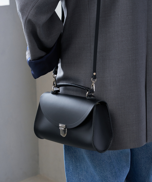スムースレザーのベネチアハンドバッグ IENA（イエナ）の「THE CAMBRIDGE SATCHEL/ケンブリッジ