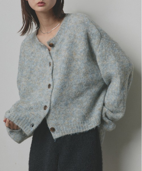 ad thie(アドティエ)の「2WAY・ショート丈 ブークレカーディガン(カーディガン/ボレロ・レディース・チャコール/ベージュ/ブルー/杢グレー/ピンク・FREE)」の10枚目の写真