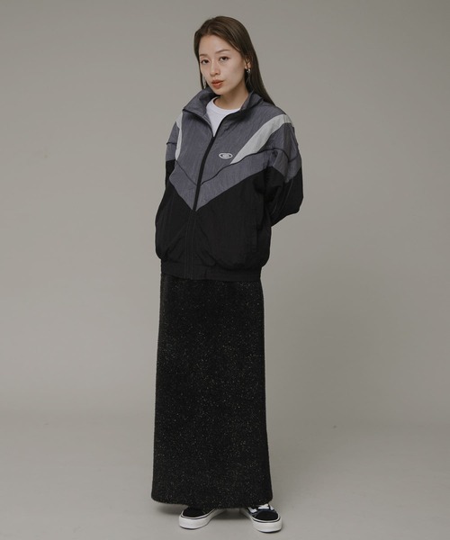 URBAN RESEARCH Sonny Label（アーバンリサーチサニーレーベル）の「ラメニットスカート（スカート・レディース・ライトベージュ/ブラック・FREE）」の9枚目の写真